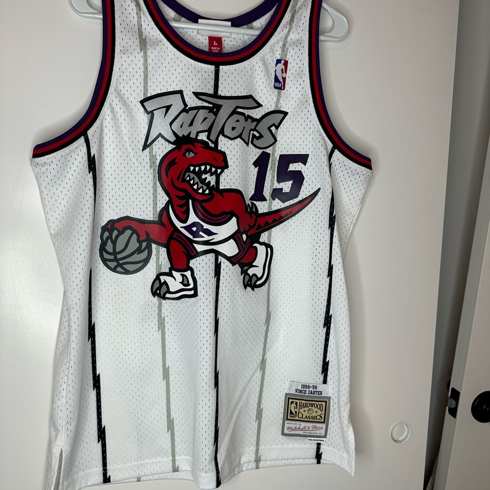 Mitchell & Ness Raptors Swingman Jersey - White, Purple, Red